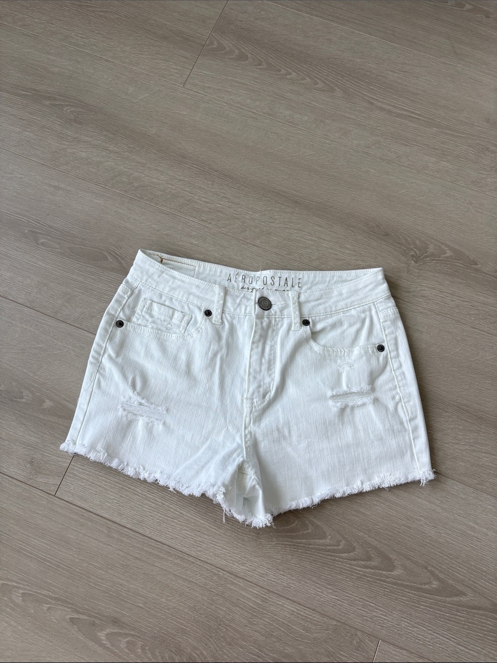Aeropostale White Frayed High-Rise Denim Shorts